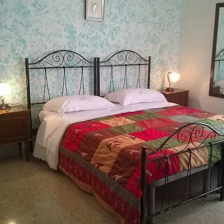 Casa Cipriani לינה וארוחת בוקר