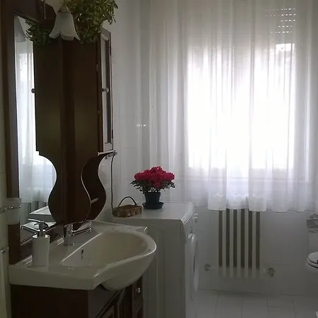 Casa Cipriani לינה וארוחת בוקר פוטנצה פיצ'נה