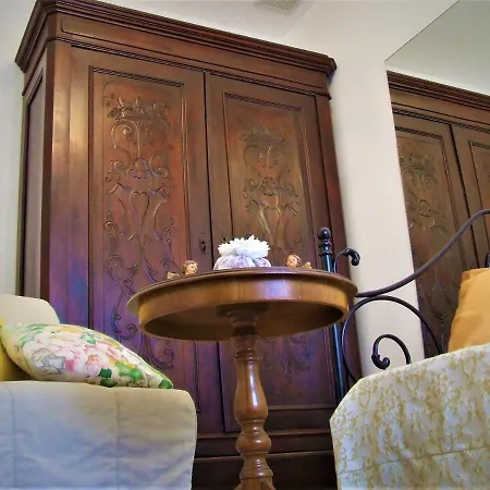 Casa Cipriani לינה וארוחת בוקר